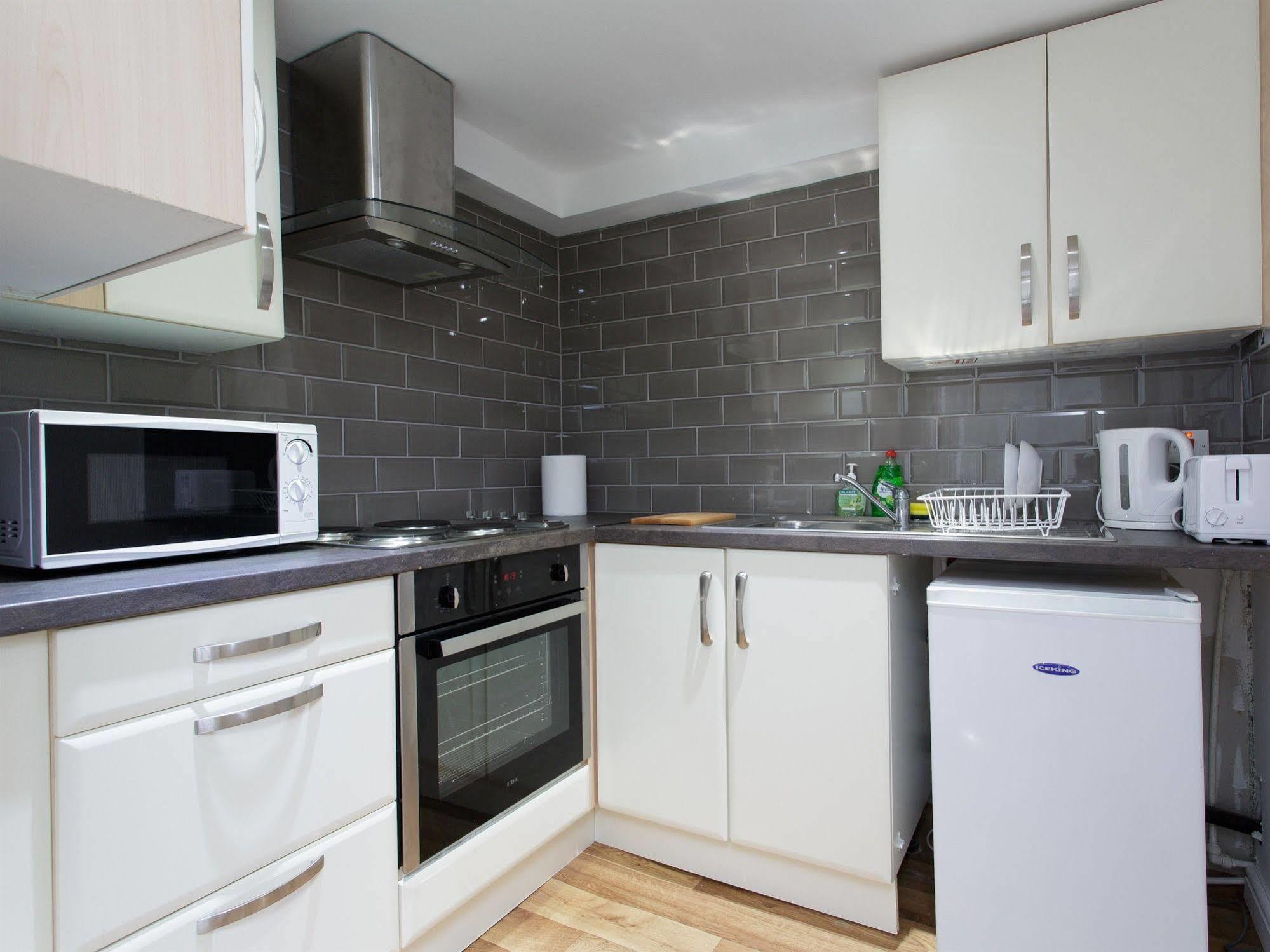 บราวน์ฮิลล์ เฮาส์ อพาร์ตเมนต์ Apartment ลีดส์ ภายนอก รูปภาพ